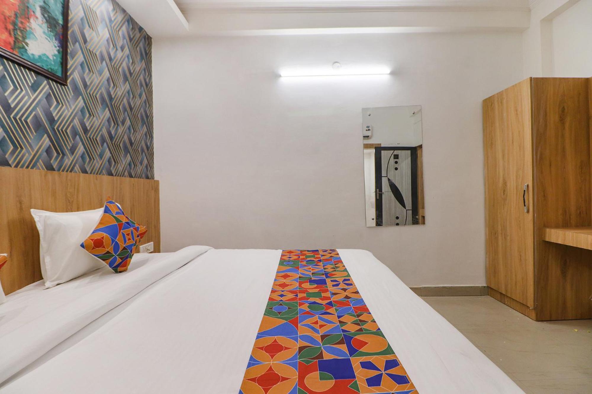 Fabhotel Rainbow Villa Near Igi Airport Нью-Делі Екстер'єр фото