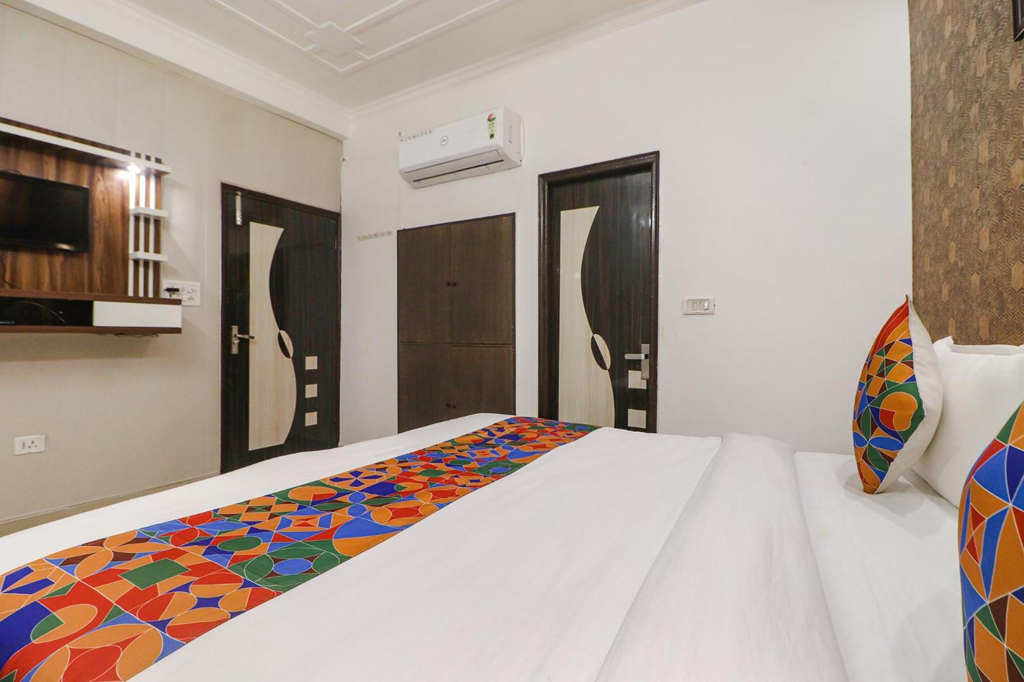 Fabhotel Rainbow Villa Near Igi Airport Нью-Делі Екстер'єр фото